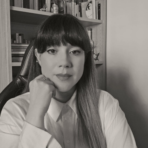 LIANA MUÑOZ MEDEROS